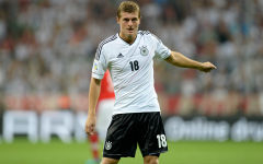 toni kroos football player